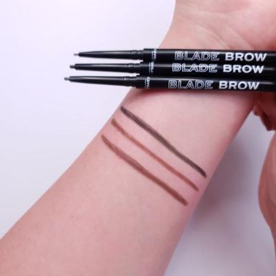 Revolution Relove Blade Brow Молив за вежди за жени 0,1 g Нюанс Brown