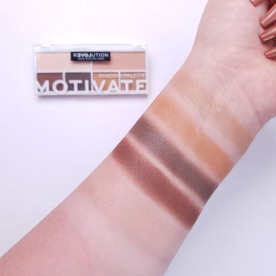 Revolution Relove Colour Play Shadow Palette Сенки за очи за жени 5,2 g Нюанс Motivate