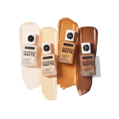 Revolution Relove Super Matte 2 in 1 Foundation &amp; Concealer Фон дьо тен за жени 24 ml Нюанс F1