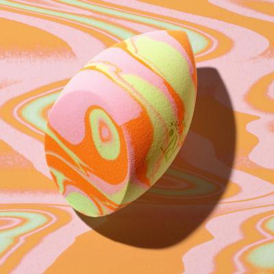 Real Techniques Miracle Complexion Sponge Orange Swirl Limited Edition Апликатор за жени 1 бр