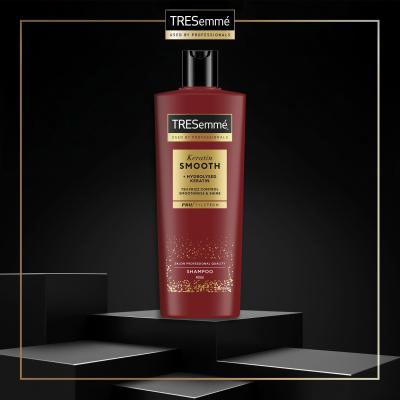 TRESemmé Keratin Smooth Shampoo Шампоан за жени 400 ml