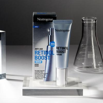 Neutrogena Retinol Boost Подаръчен комплект нощен крем за лице Retinol Boost Night Cream 50 ml + дневен серум за лице Retinol Boost Serum 30 ml + околоочен крем Retinol Boost Eye Cream 15 ml