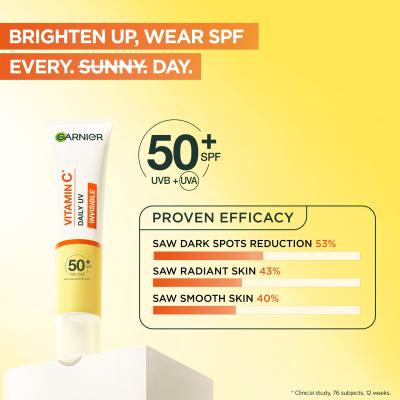 Garnier Skin Naturals Vitamin C Daily UV Invisible SPF50+ Дневен крем за лице за жени 40 ml