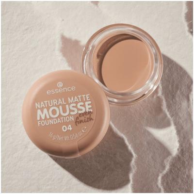 Essence Natural Matte Mousse Фон дьо тен за жени 16 g Нюанс 04