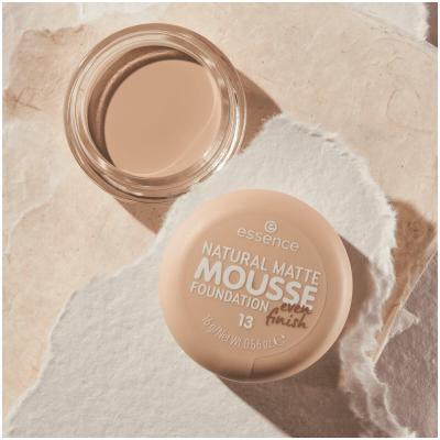 Essence Natural Matte Mousse Фон дьо тен за жени 16 g Нюанс 13