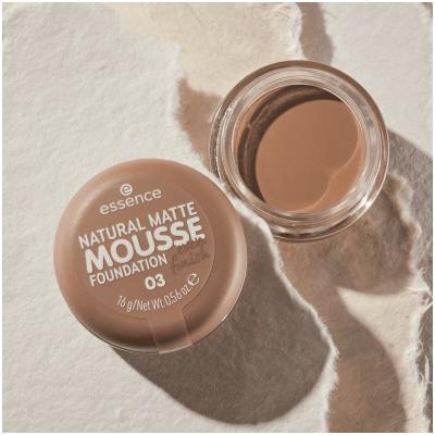 Essence Natural Matte Mousse Фон дьо тен за жени 16 g Нюанс 03