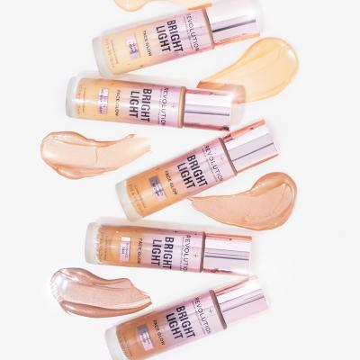 Makeup Revolution London Bright Light Face Glow Фон дьо тен за жени 23 ml Нюанс Gleam Light