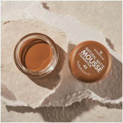 Essence Natural Matte Mousse Фон дьо тен за жени 16 g Нюанс 43