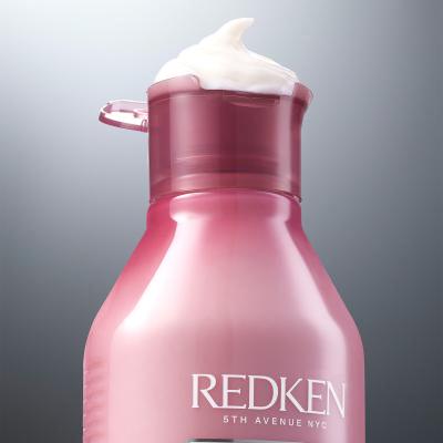 Redken Volume Injection Dream Big Подаръчен комплект шампоан Volume Injection 300 ml + балсам Volume Injection 300 ml + грижа за косата One United All-In-One Multi-Benefit Treatment 150 ml