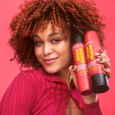 Matrix Glow Mania Shampoo Шампоан за жени 300 ml