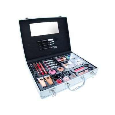 2K Beauty Unlimited Train Case Комплекти за грим за жени Комплект