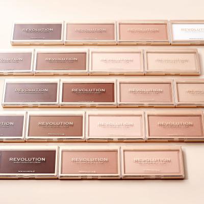 Makeup Revolution London Matte Base Пудра за жени 12 g Нюанс P2