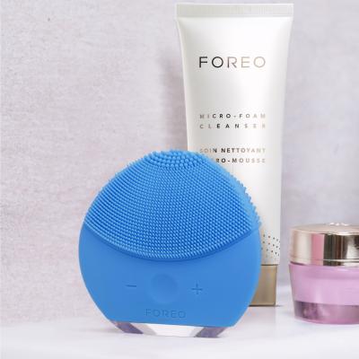 Foreo LUNA™ Mini 2 T-Sonic Facial Cleansing Device Почистваща четка за жени 1 бр Нюанс Aquamarine