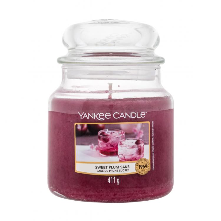 Yankee Candle Sweet Plum Sake Ароматна свещ 411 g